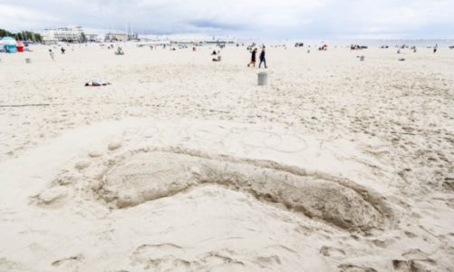 Pozostawmy tylko ślady bosych stóp w Poznaniu!