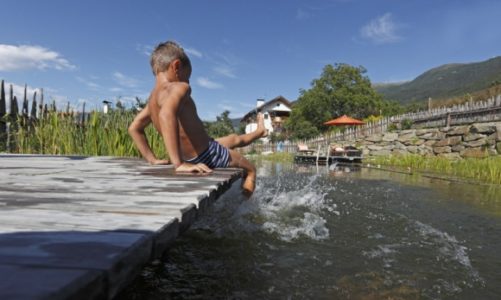 Wakacyjne przygody nad jeziorami i stawami Południowego Tyrolu