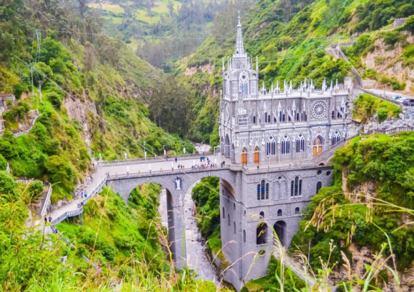 glownekonf_774267982w_580_small 4 miejsca, które wyglądają jak z filmu fantasy