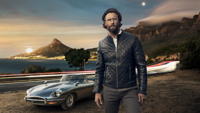 Przy samochodzie_fot.Hoya