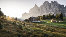 Dystans społeczny podczas wakacji – w Dolomitach to naturalna sprawa!