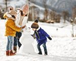 Bezpieczeństwo dziecka podczas ferii zimowych – kilka cennych wskazówek dla rodzica