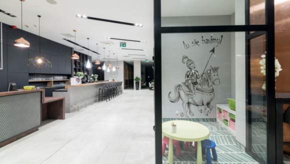 Hotelowa rewolucja: poznaj najnowsze trendy!