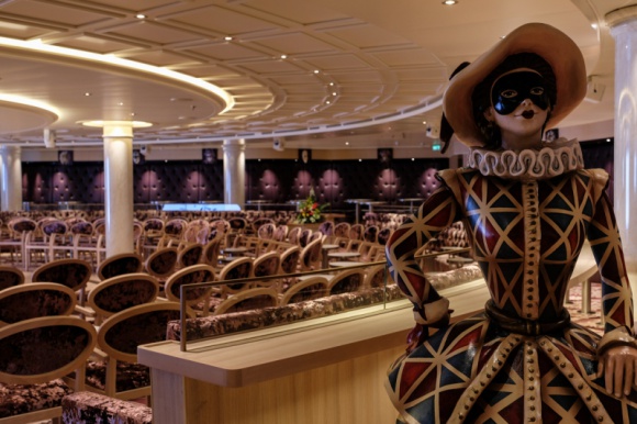 Niezwykły statek COSTA VENEZIA