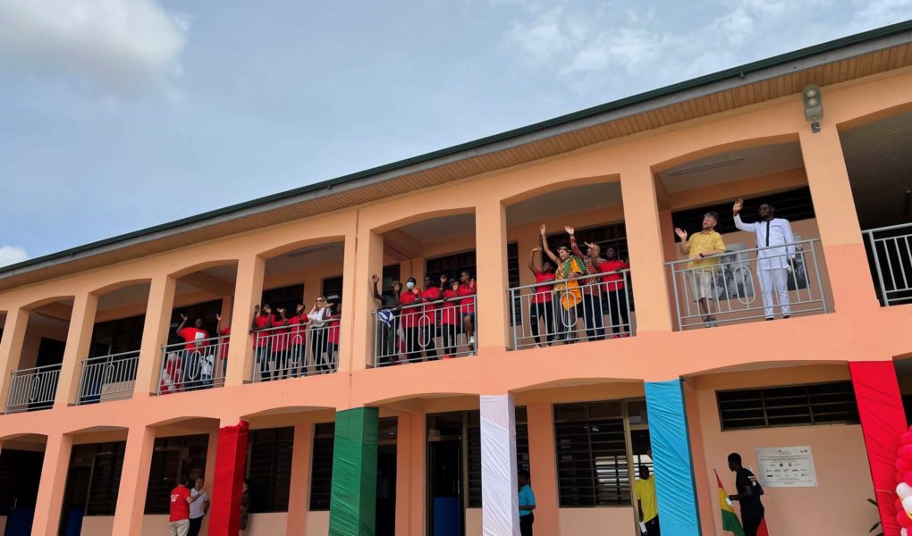 szkola-Omeny-w-Ghanie1-scaled Szkoła dla dzieci ulicy w Ghanie już działa